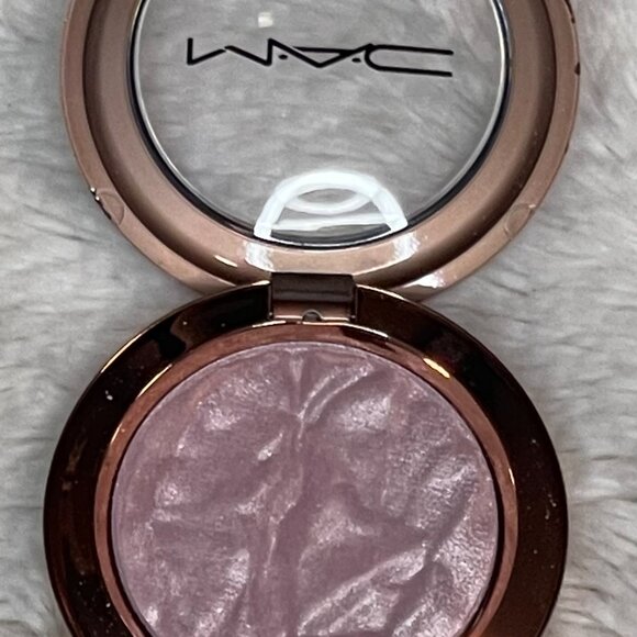 MAC Foiled Shadow in Sunphoria - New in Box - Picture 3 of 4